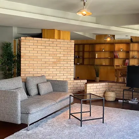 - Downtown With Ac And Parking * Oporto